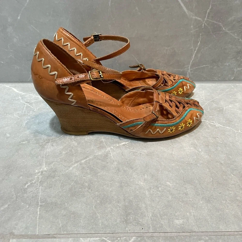 Bronx Brown Leather Woven Peep-Toe Heels with Turquoise & Yellow Embroidery